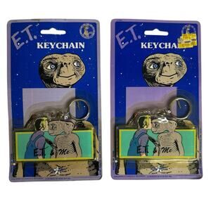 Vintage 1982 Extra Terrestrial Keychain Star Power Universal City Studio ET & Me